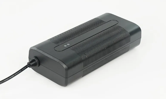 3招去选择合适的电动滑板车充电器